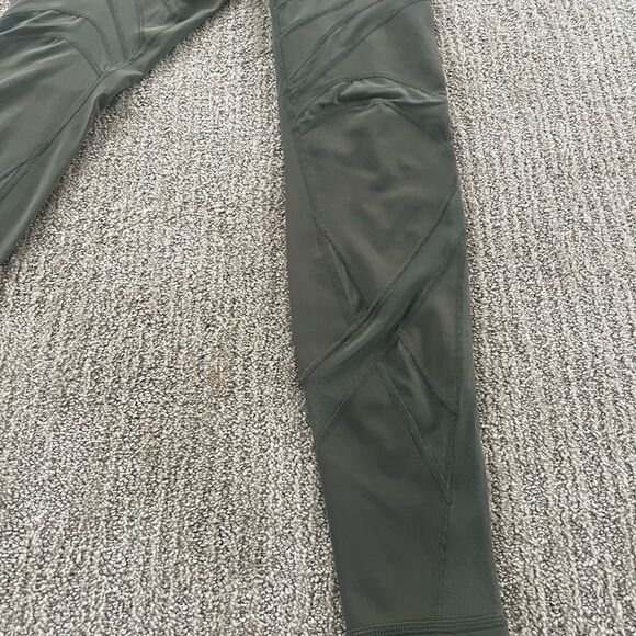 Lululemon Green Mesh Patterned 27” Wunder Under Leggings - Picture 3 of 8